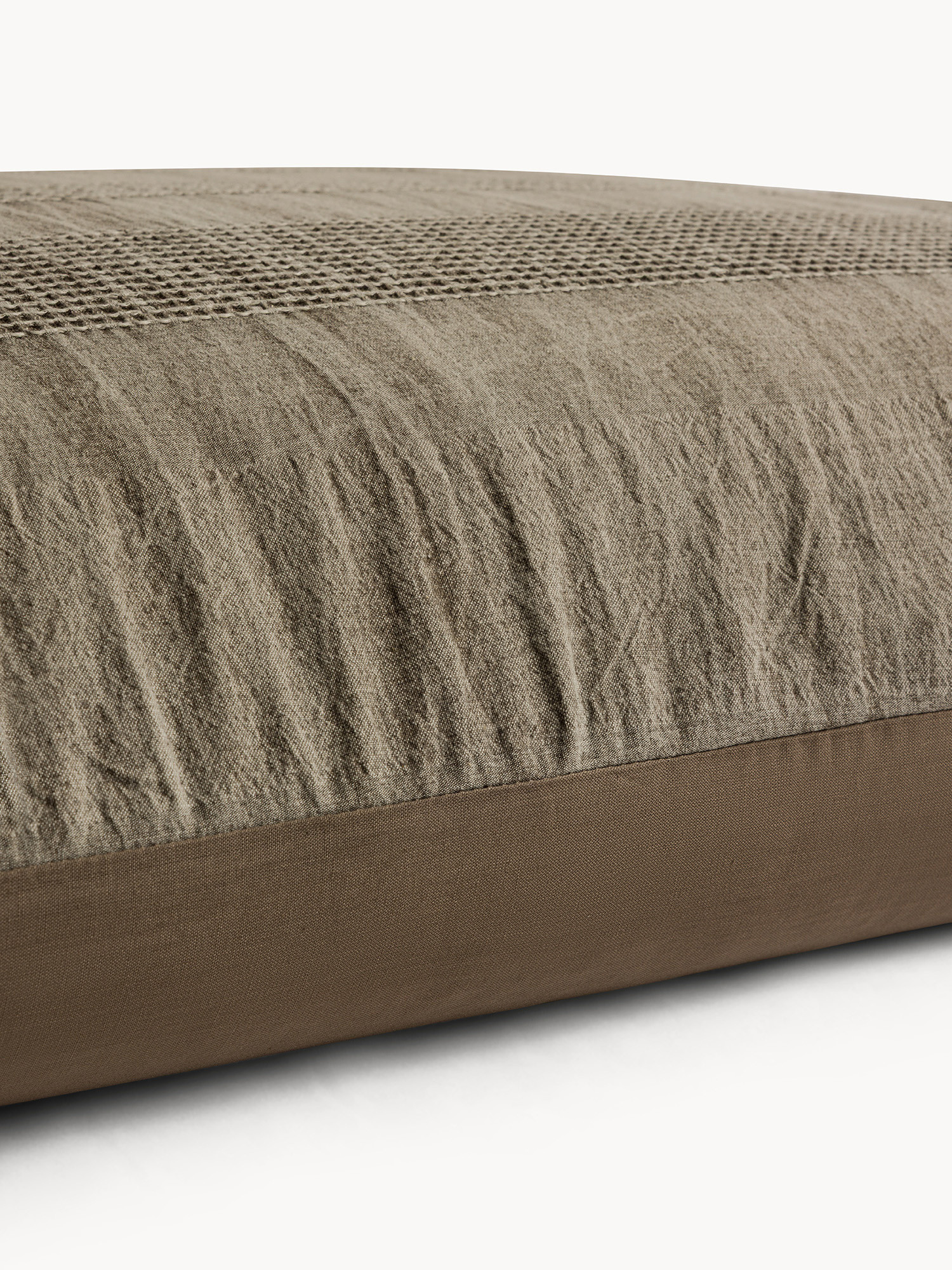 Federa in puro cotone lavato con lavorazione waffle