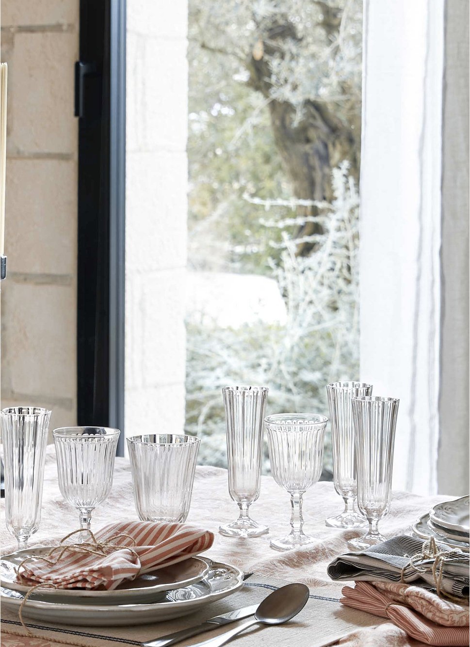 LOT DE 6 GRANDS VERRES à EAU SUR PIED TRANSPARENT