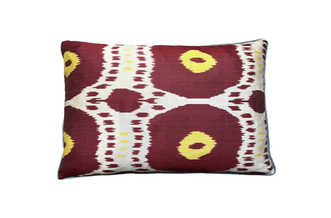 - Housse de coussin double soie ikat brodé  40x60 rose