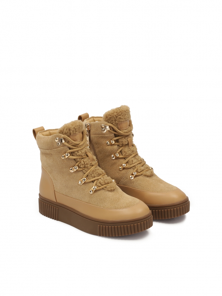 Beige insulated suede boots