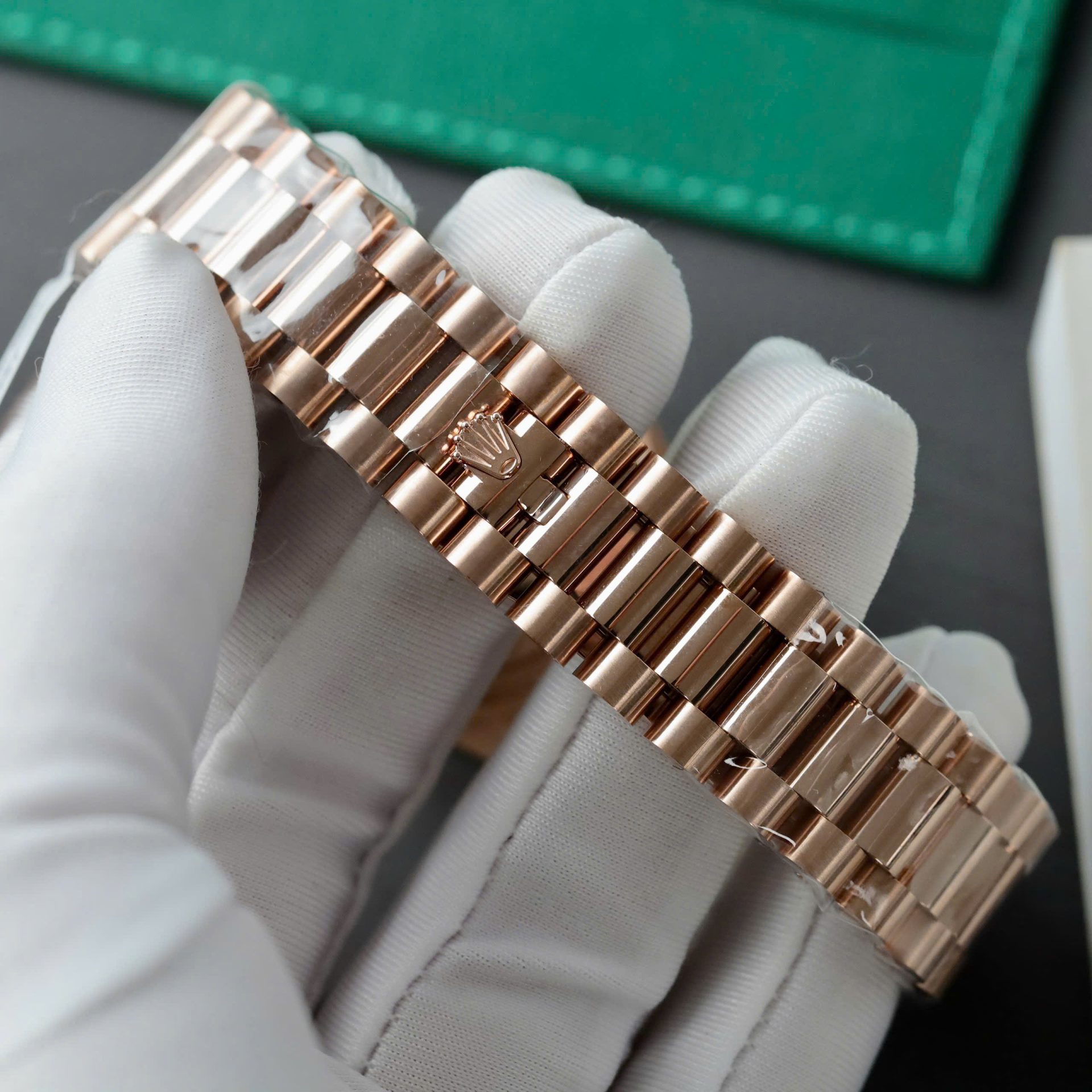 Rolex Day-Date RG Plated Eisenkiesel Dial With Diamonds 36mm Super Clone