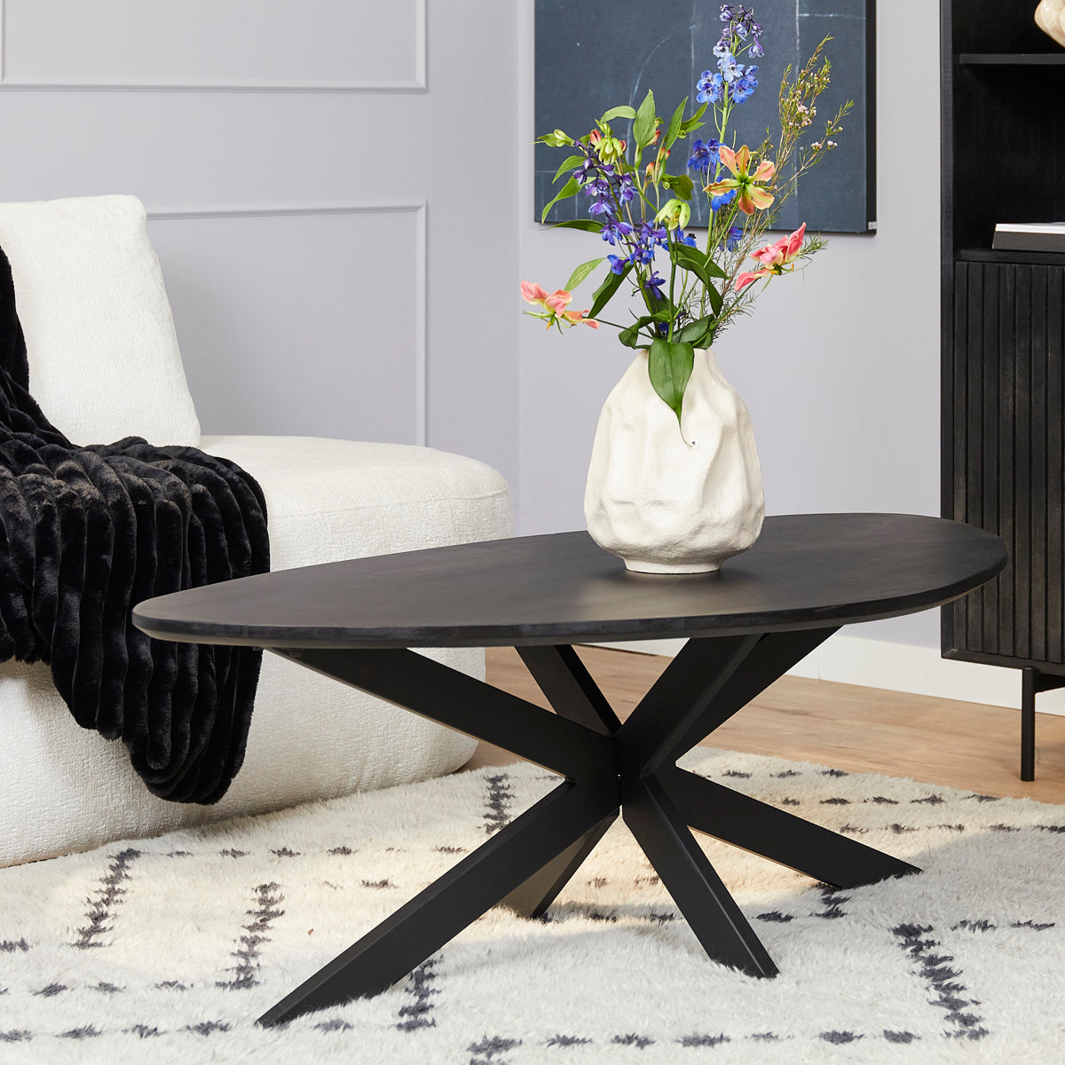 StarFurn Salontafel New York - Organisch Zwart Hout - 130x67x46cm