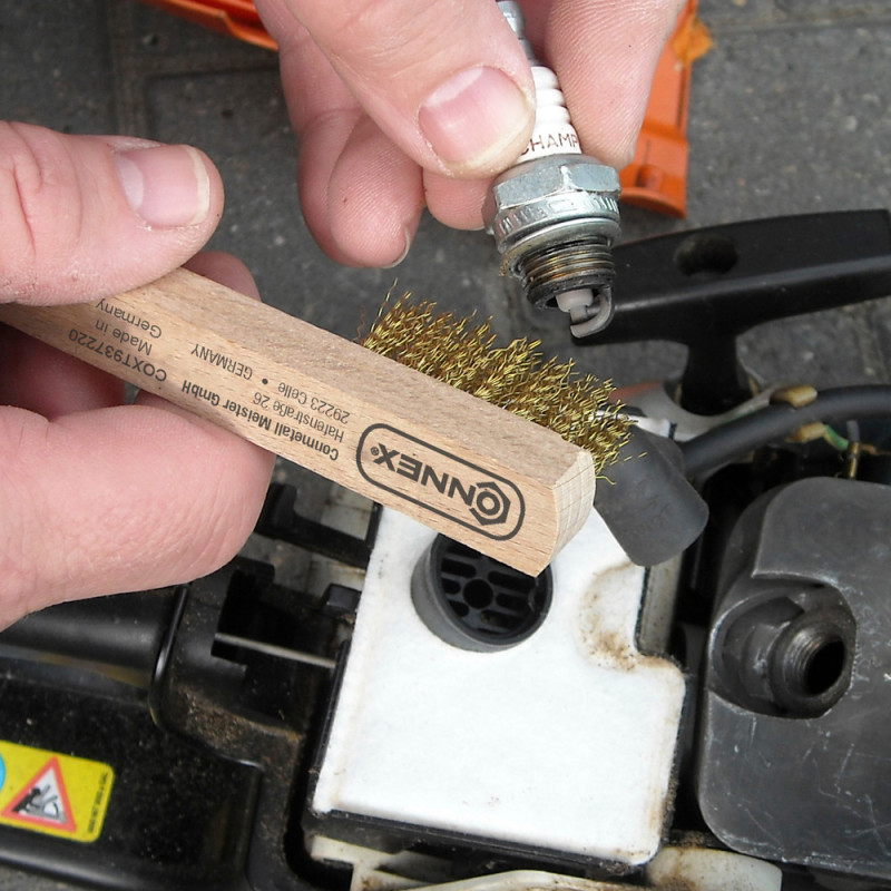 Brosse à bougie en laiton CONNEX