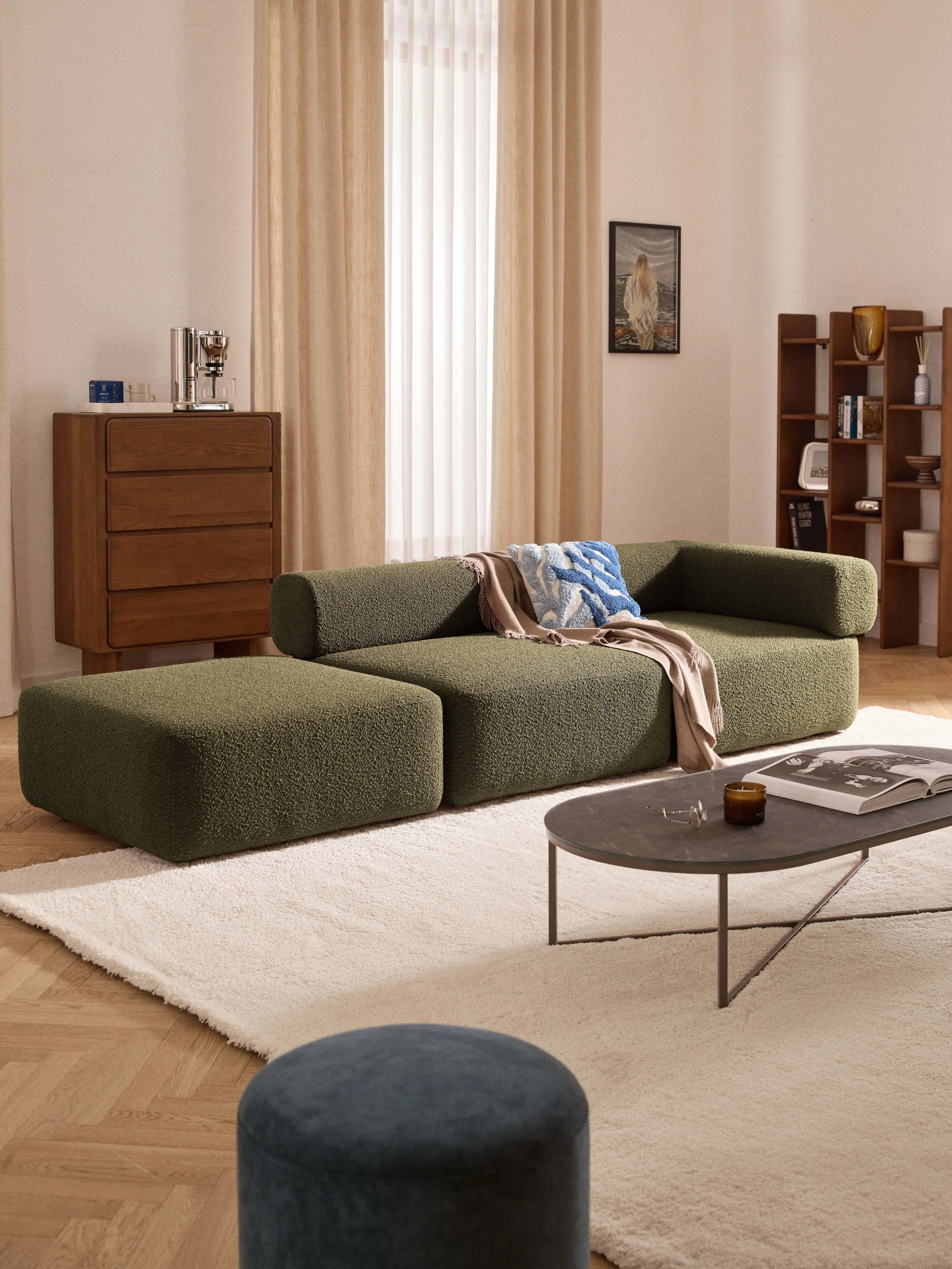 Bouclé-Sofa-Hocker Anton
