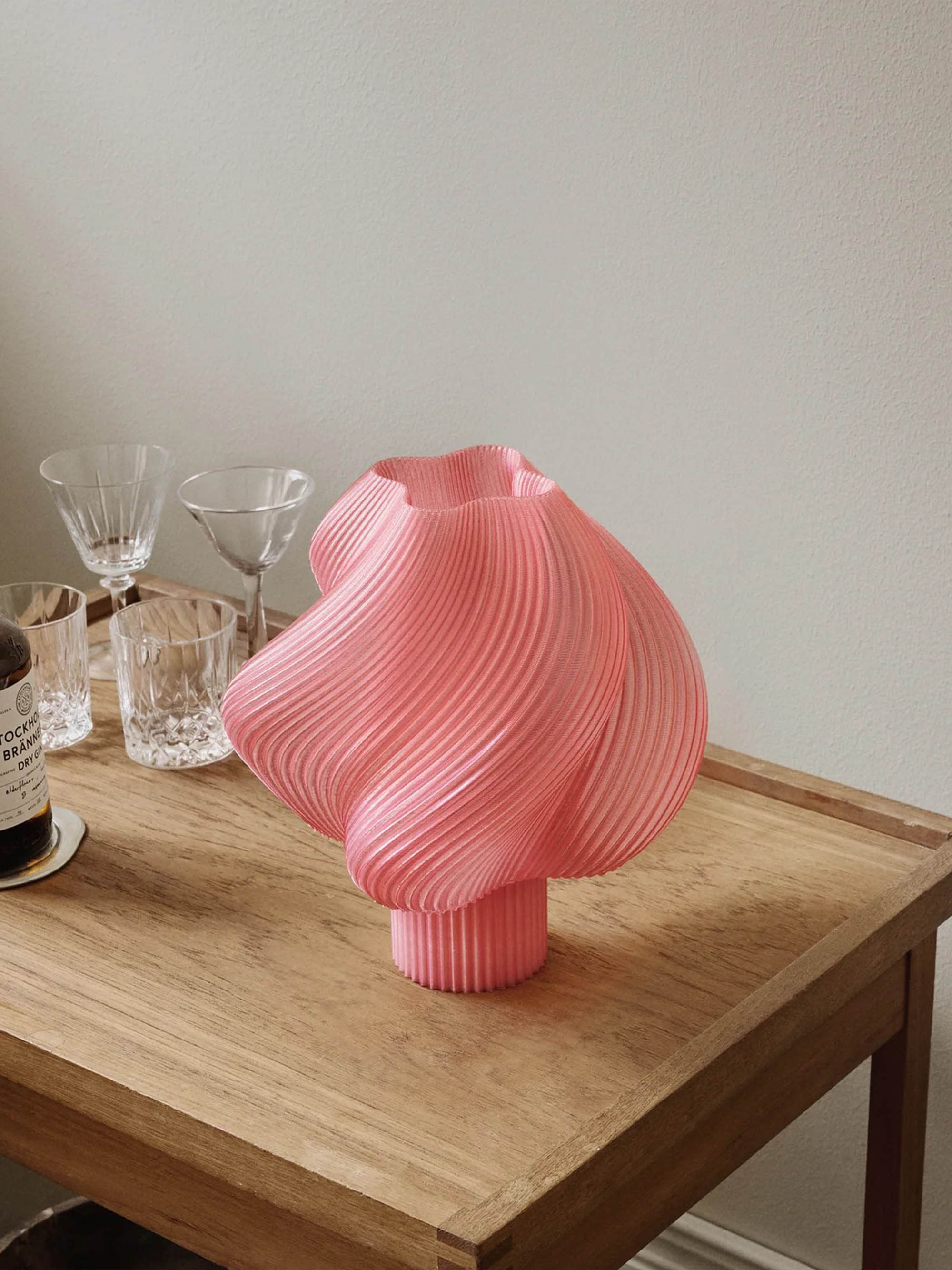 Dimmbare Tischlampe Soft Serve, in verschiedenen Größen