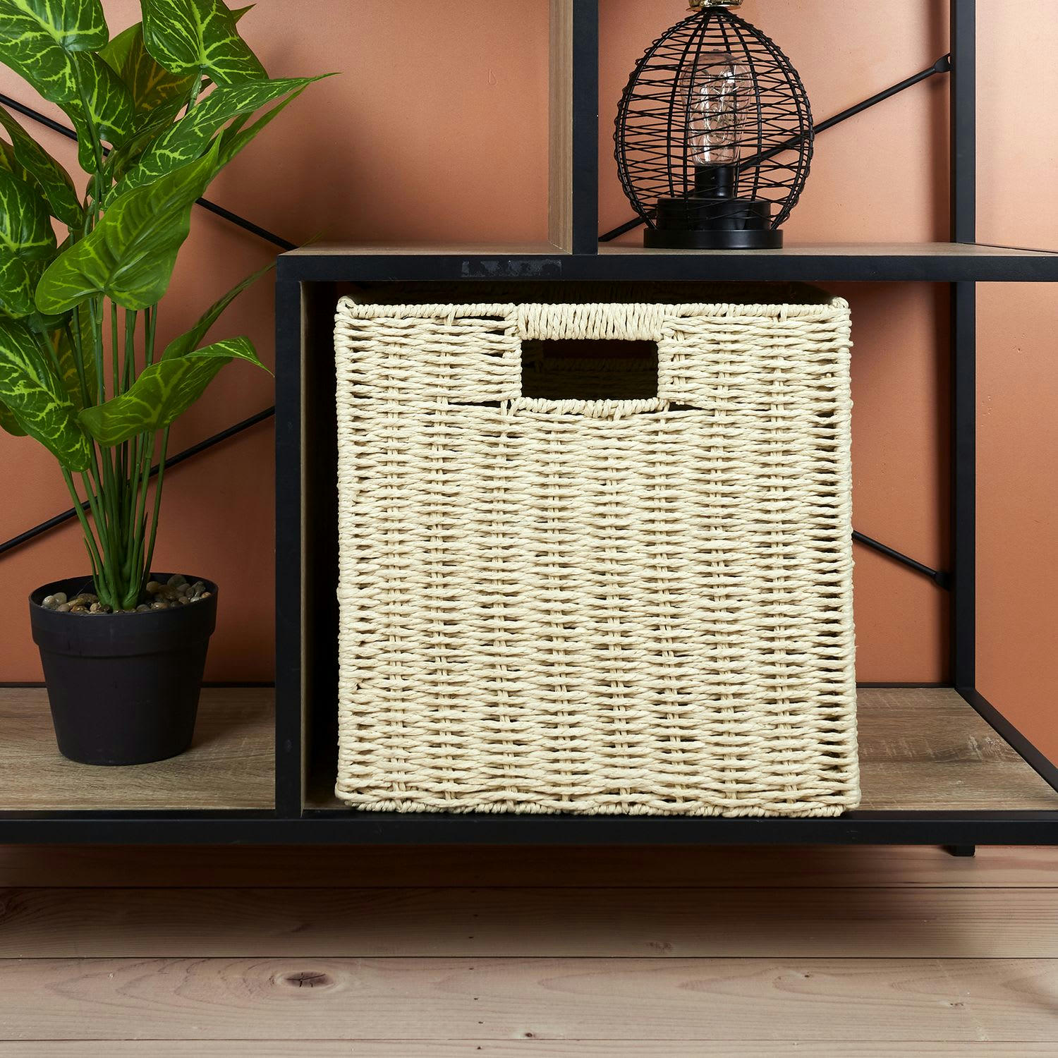 - Cube de rangement tressé pliable beige