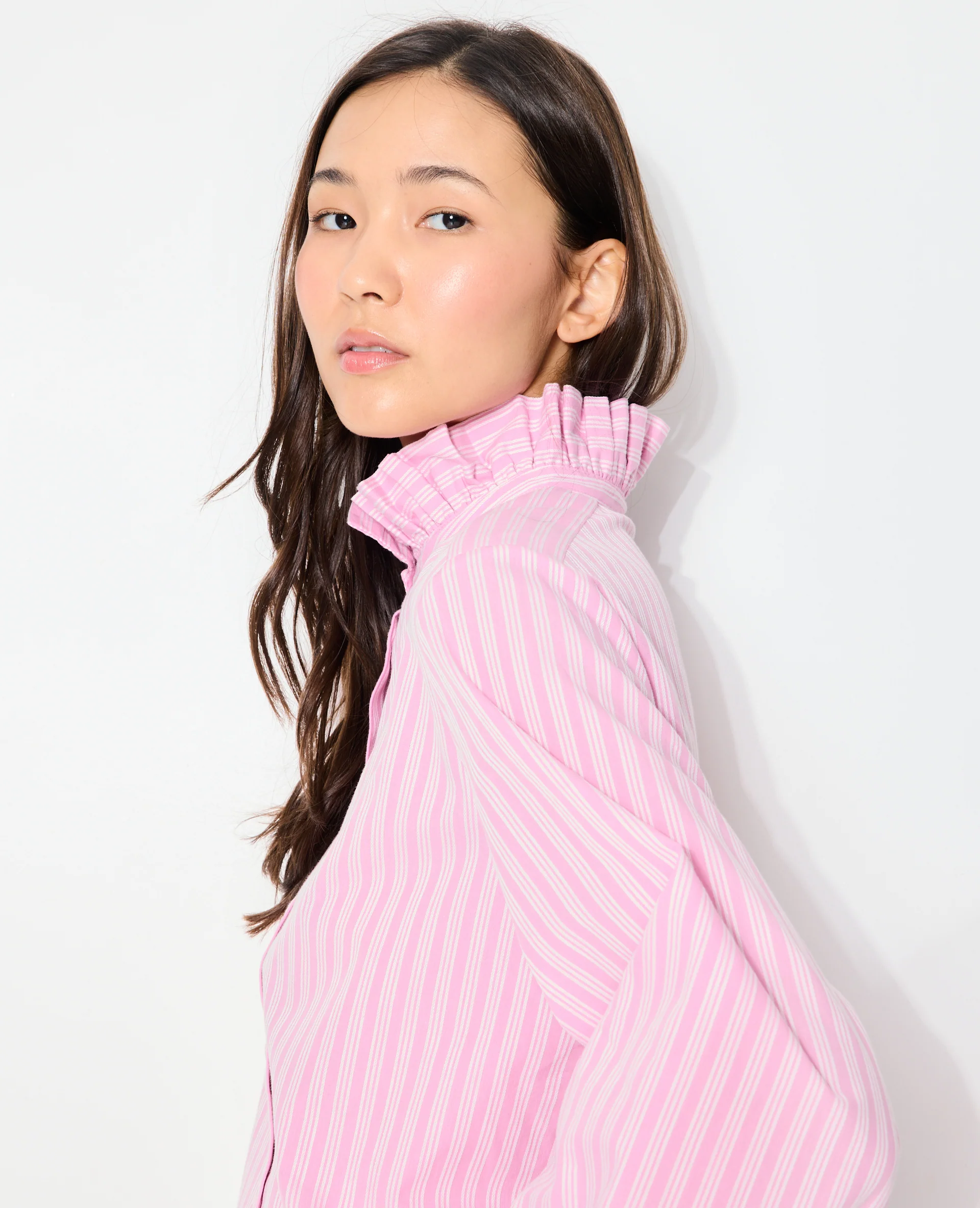 Chemise rayée avec col et manches volantés