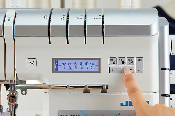 Machine a coudre SurjeteuseJuki MO 3500 SUMATO