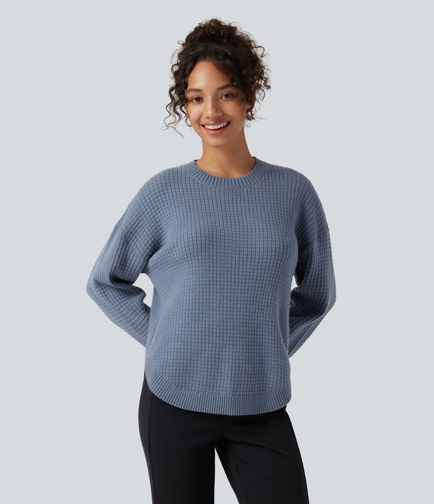 Pull de bureau à encolure arrondie, manches longues et ourlet arrondi
