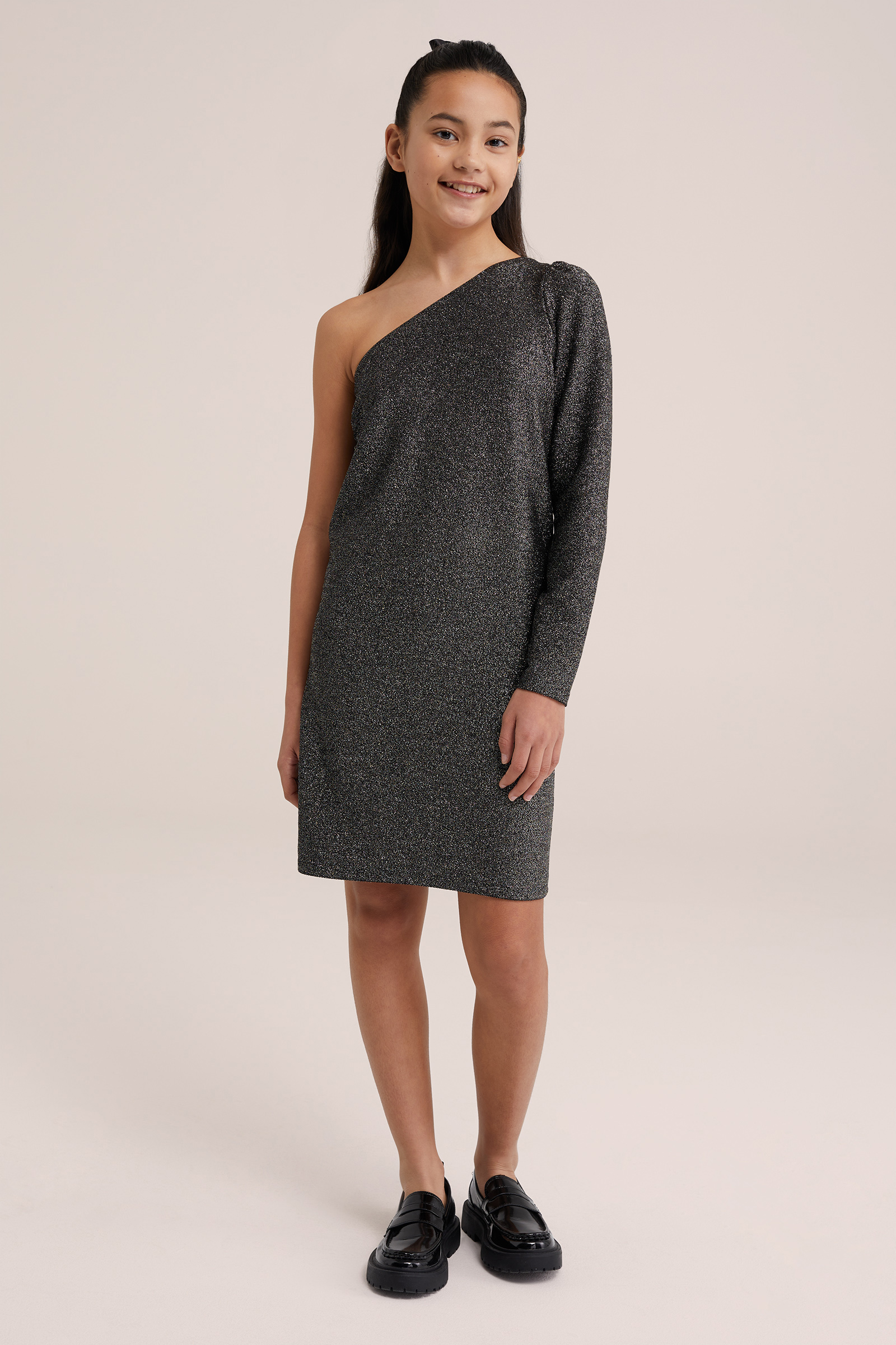 Meisjes one-schoulder jurk met glittergaren