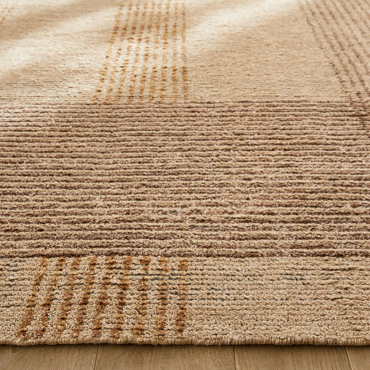 Tapis noué main, laine, chanvre et Lyocell, Vilami