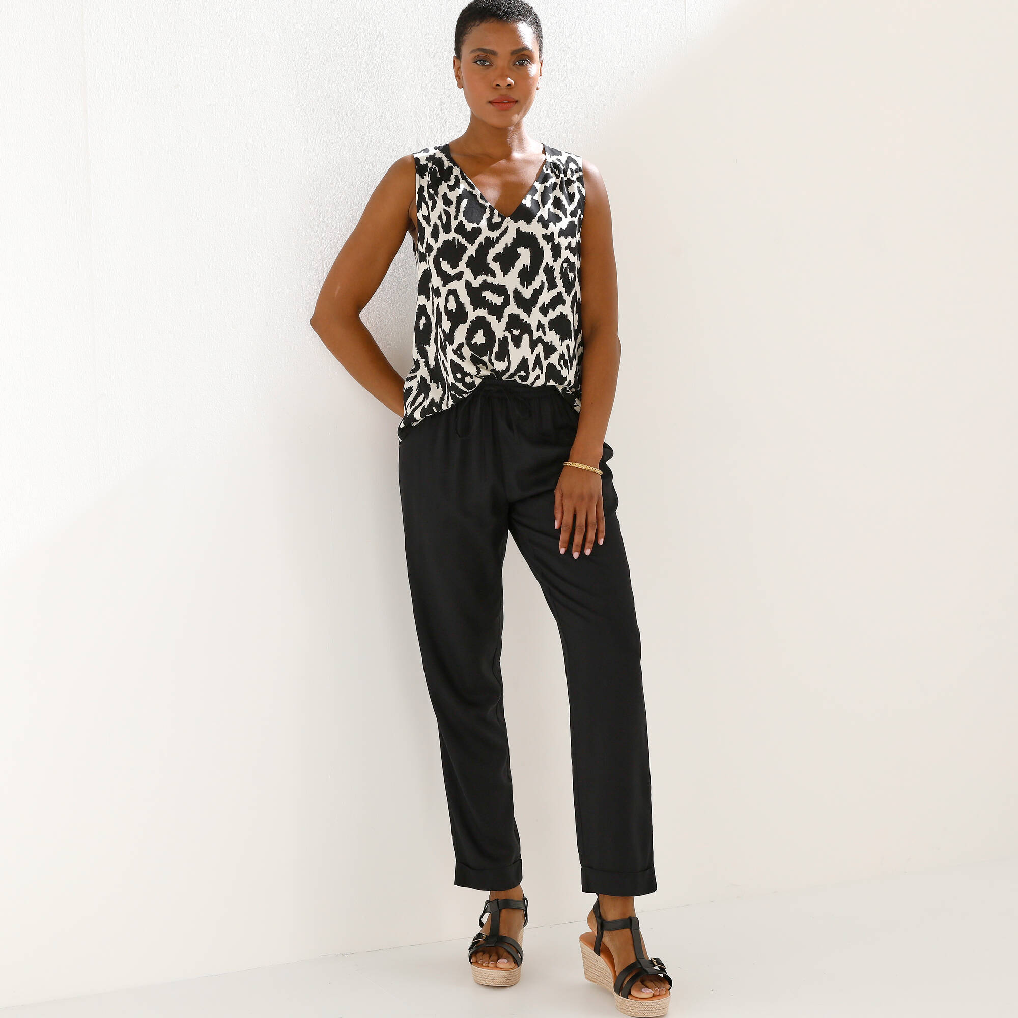 Pantalon 7/8 fuselé uni