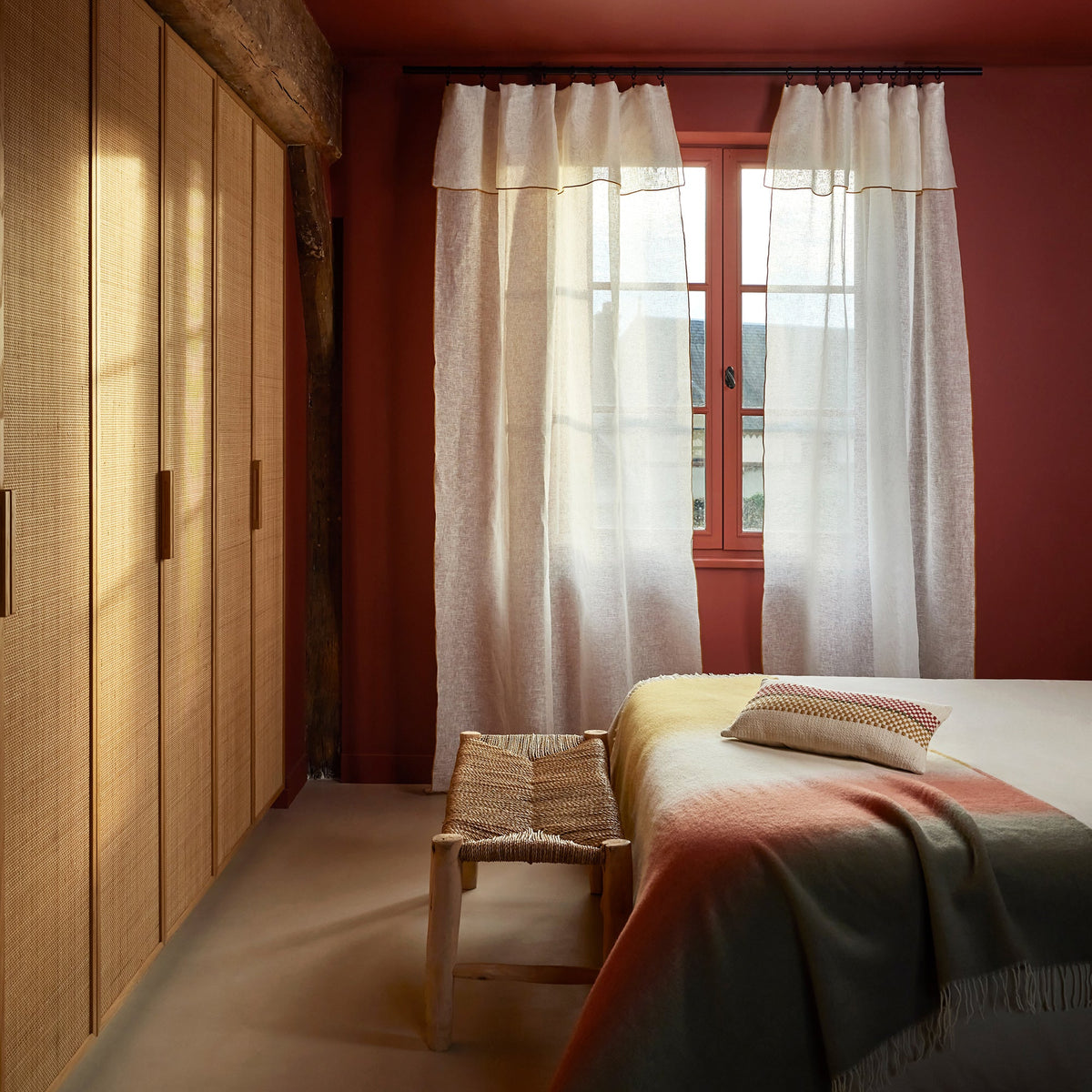 Madura Veiling Shadow hommel puur wit en oker 145x280 cm