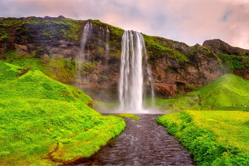 Fototapeta WODOSPAD Seljalandsfoss Natura 90x60cm