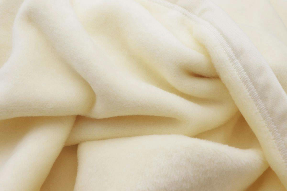 CLAIRE - Couverture en coton recyclé ecru 180 x 220 cm