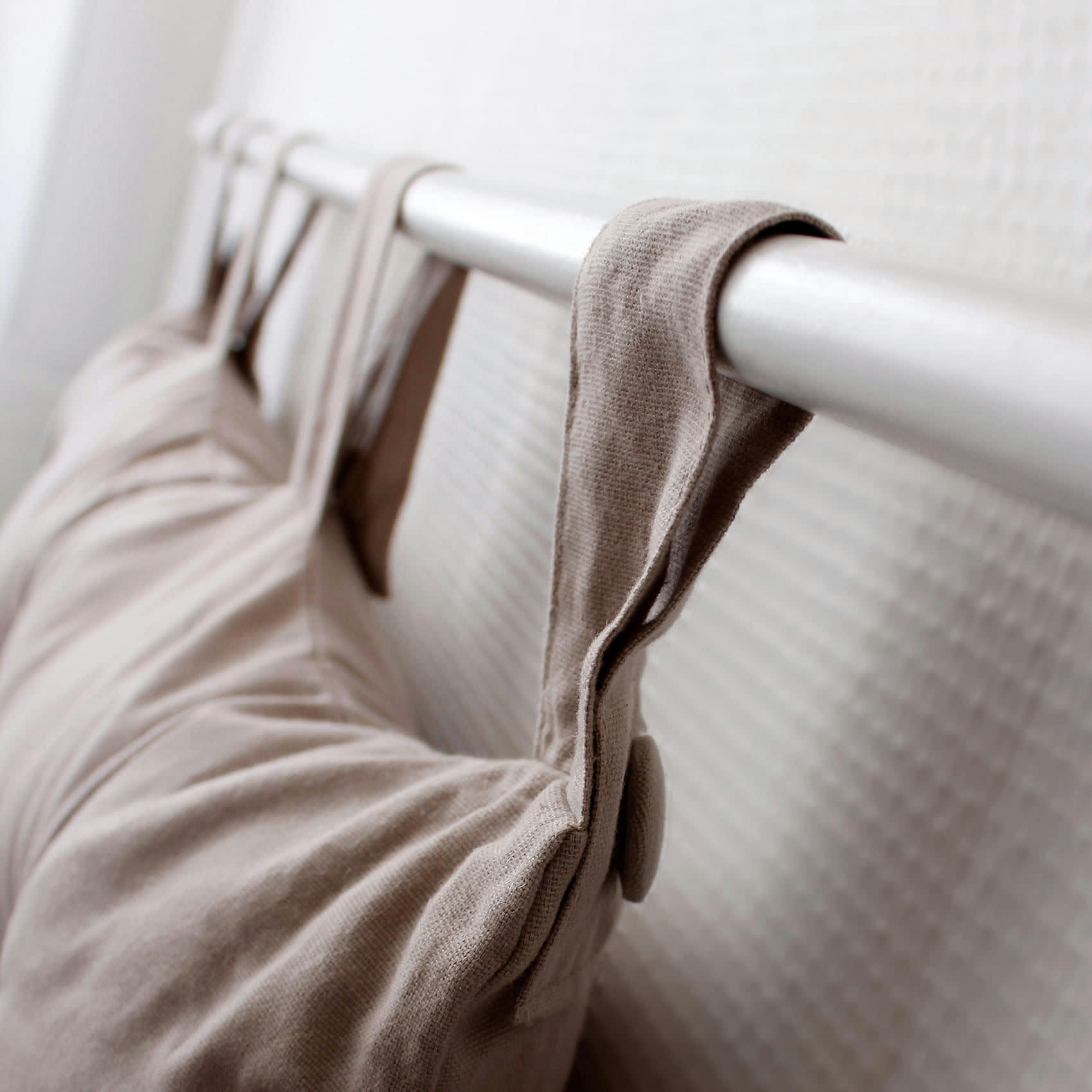 - Tête de lit capitonnée coloris lin