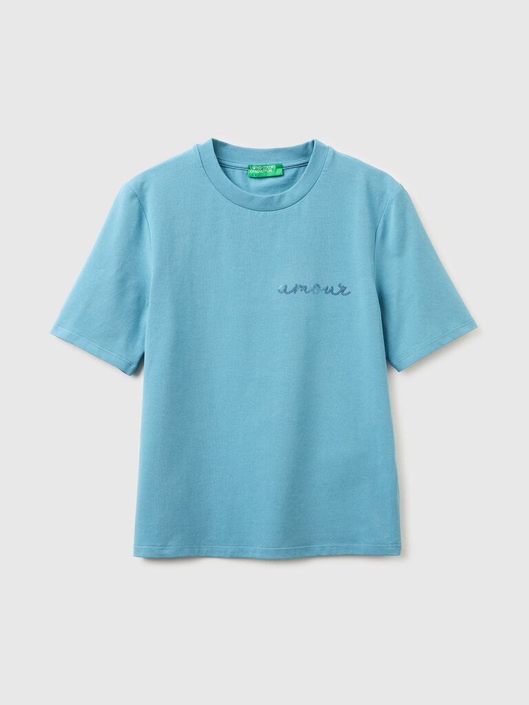 T-shirt with "amour" embroidery