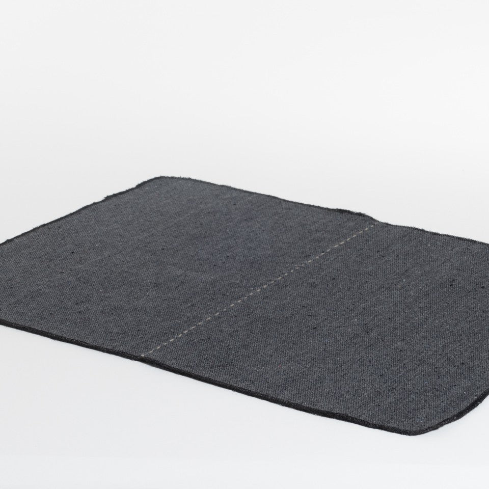 The Table Canvas Placemats Set van 4 Charcoal 50x38 cm