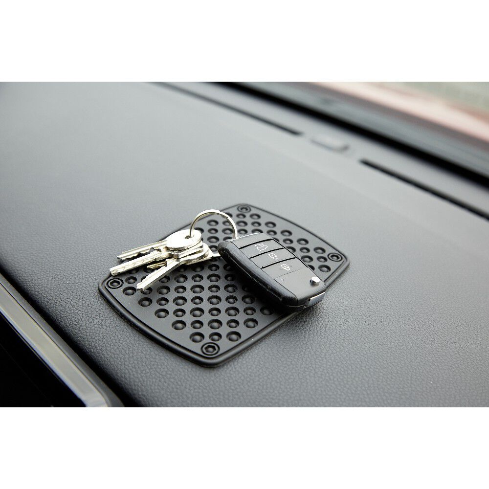 Tapis téléphone voiture noir.