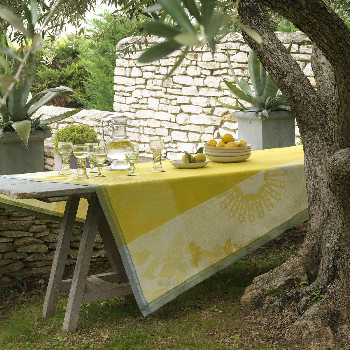 JARDIN D'ORIENT - Nappe en lin cedrat 175 x 320