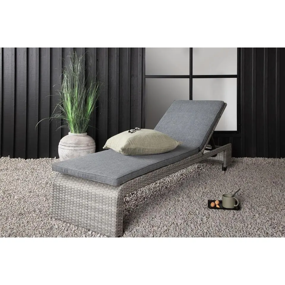 Svea - Yuri ligbed - wicker - grijs