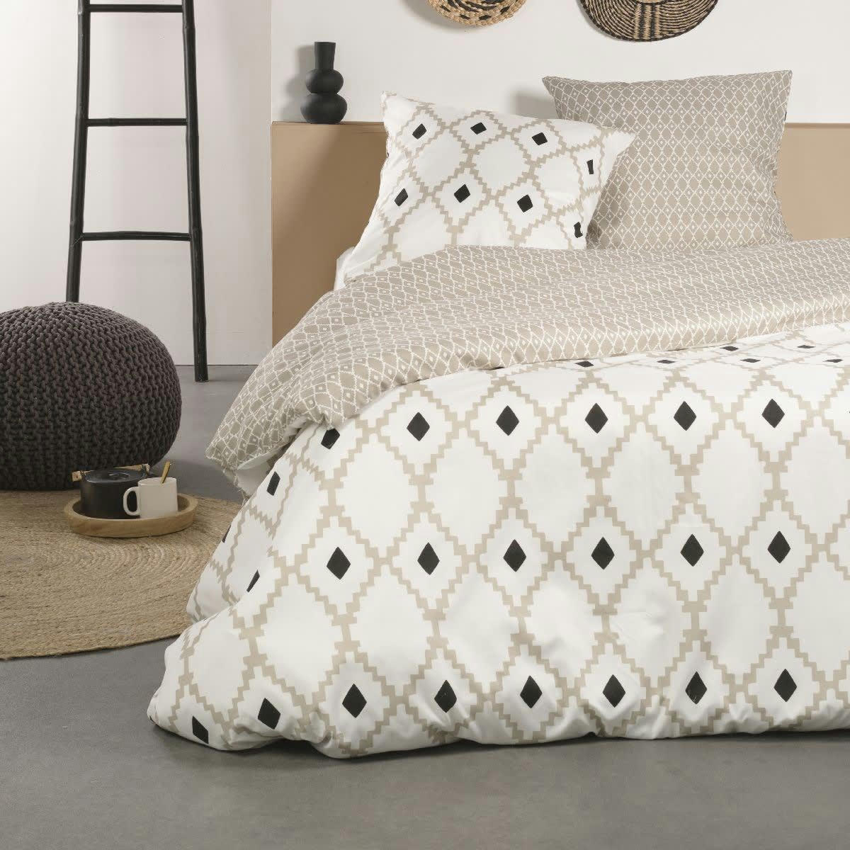 - Parure de lit en Polyester Beige 220x240 cm