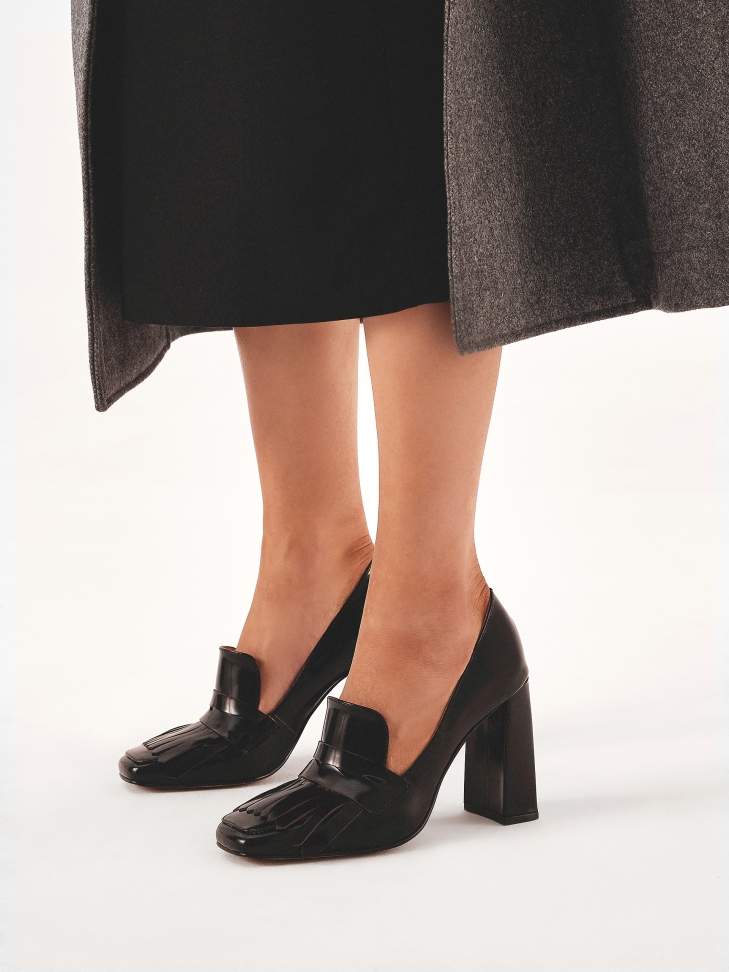 Black high-top pumps