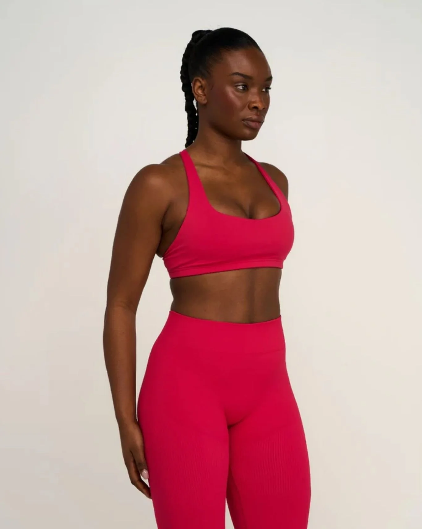 Elevate™ Sculpting Medium Impact Multiway Bra | Strawberry