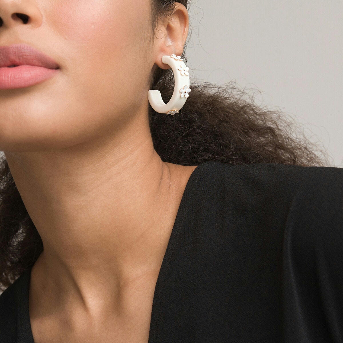 Boucles d'oreilles créoles avec marguerites