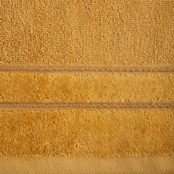 Ręcznik Sibel 70x140 06 musztardowy z ozdobną bordiurą 500 g/m2 frotte