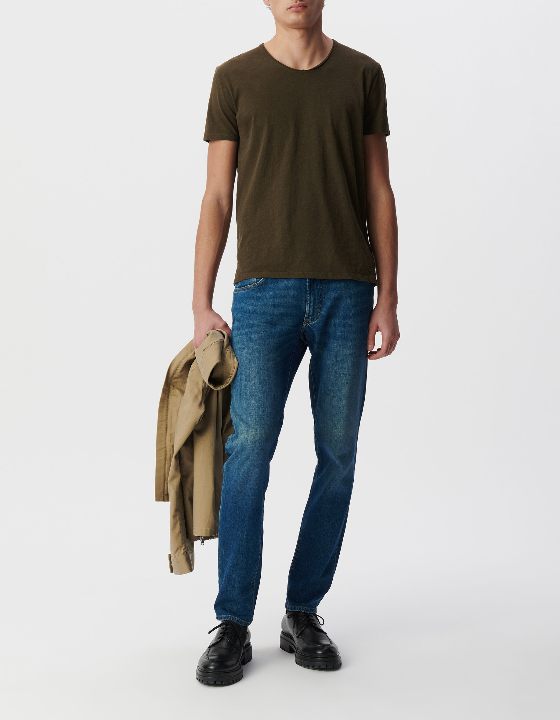 T-shirt L'Essentiel dark kaki à col V Homme