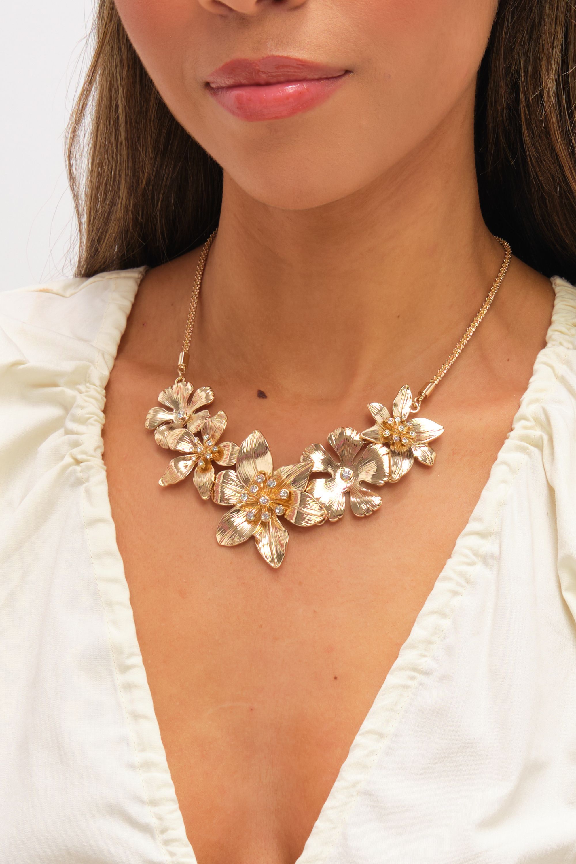 Mood Gold Polished Statement Floral Necklace