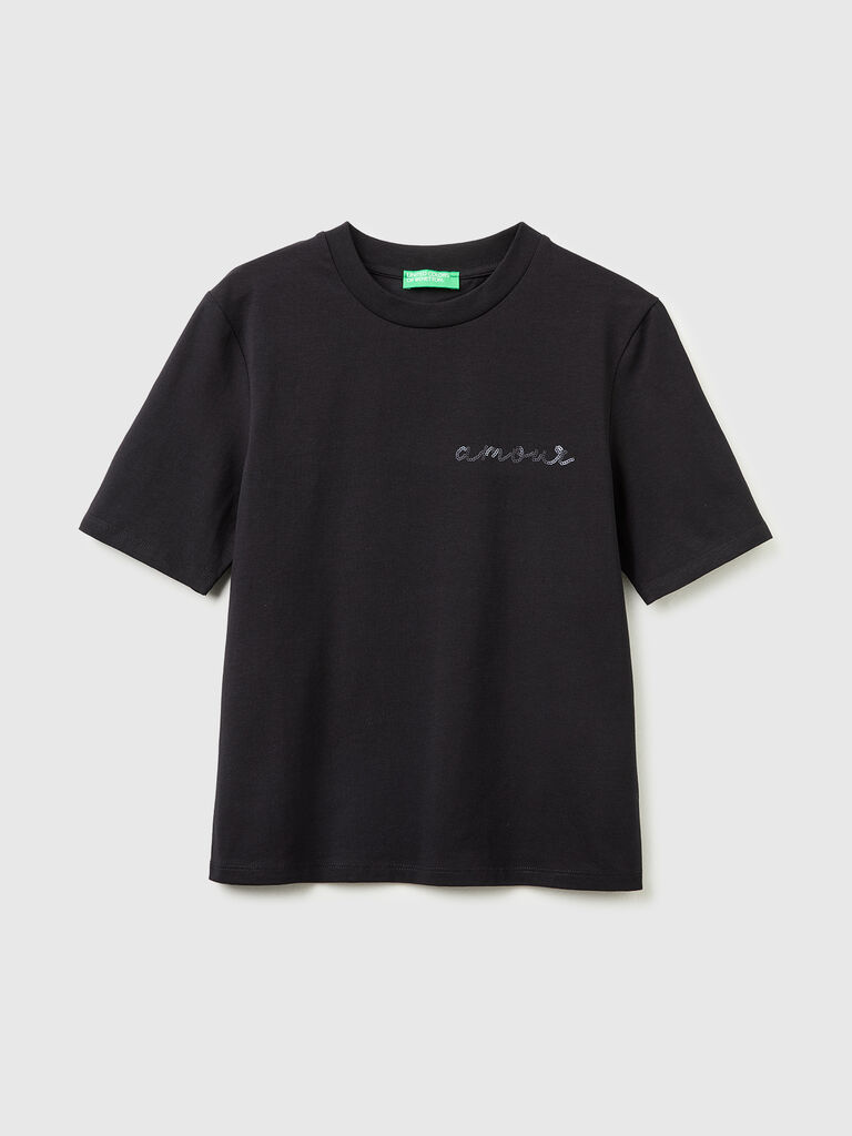 T-shirt with "amour" embroidery