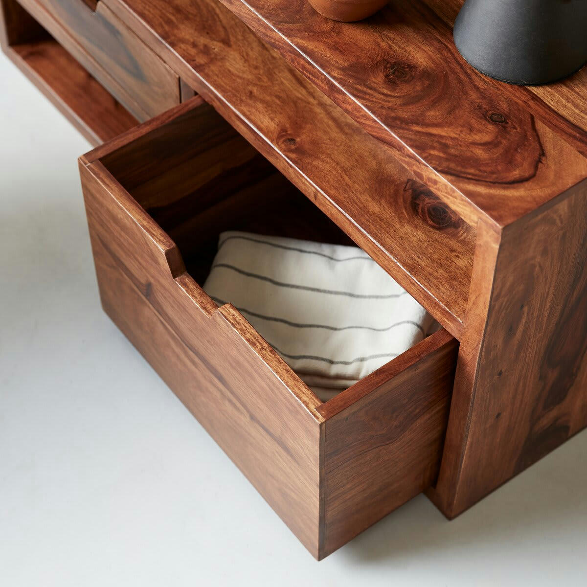 KWARTO - Meuble TV en palissandre massif 85 cm