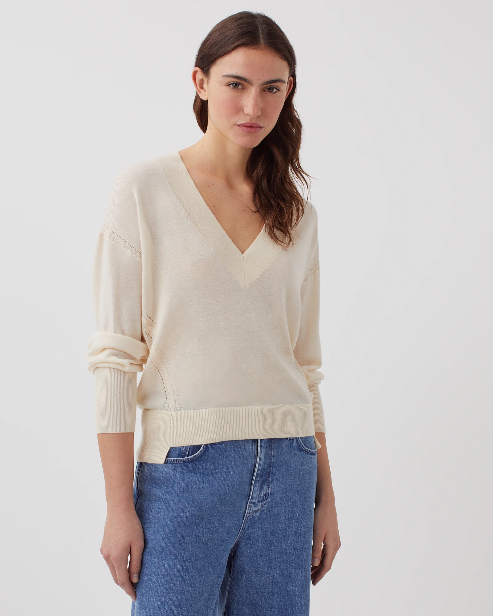 Pull col V en laine et soie