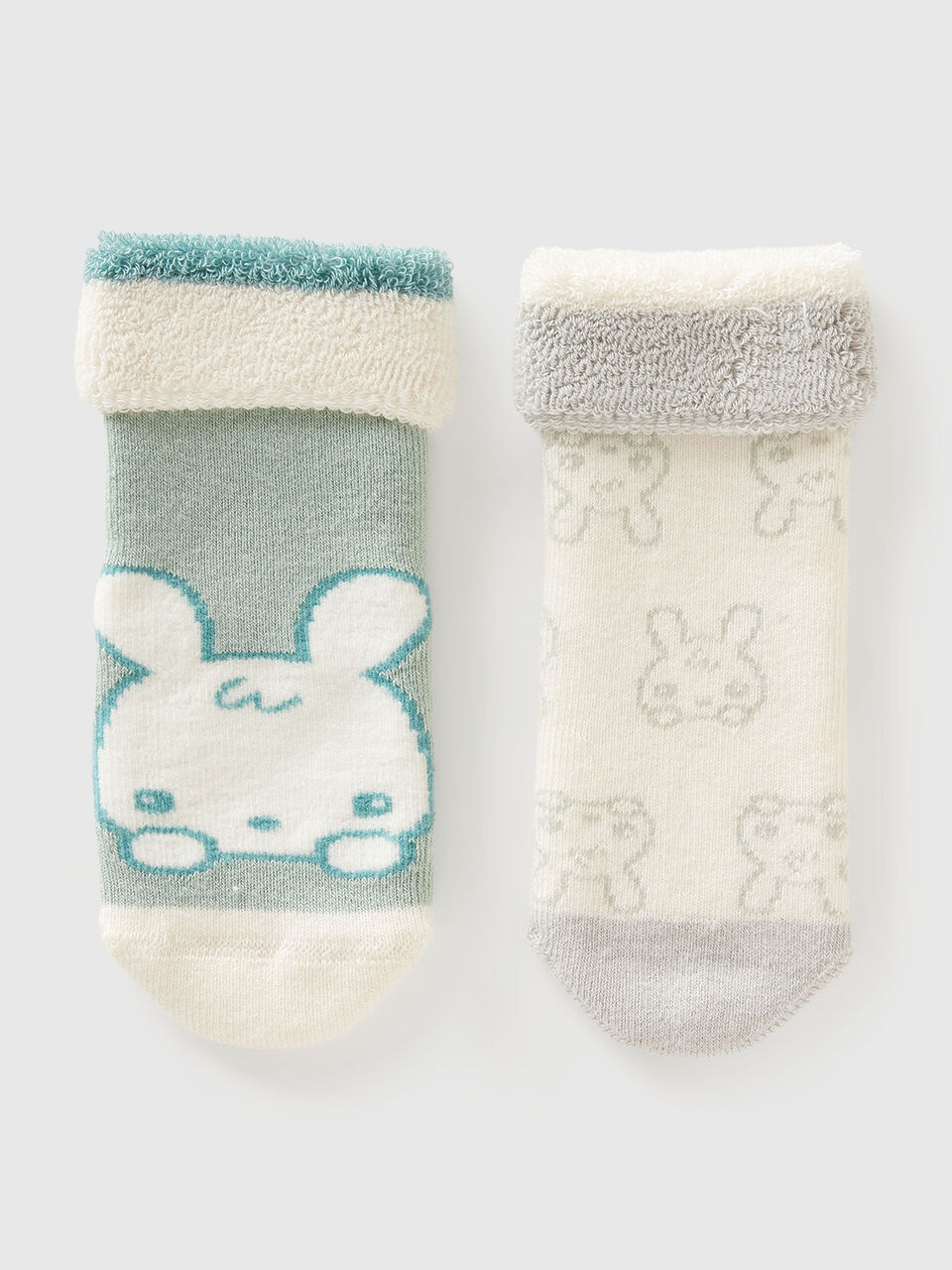 Set of non-slip socks with bunnies