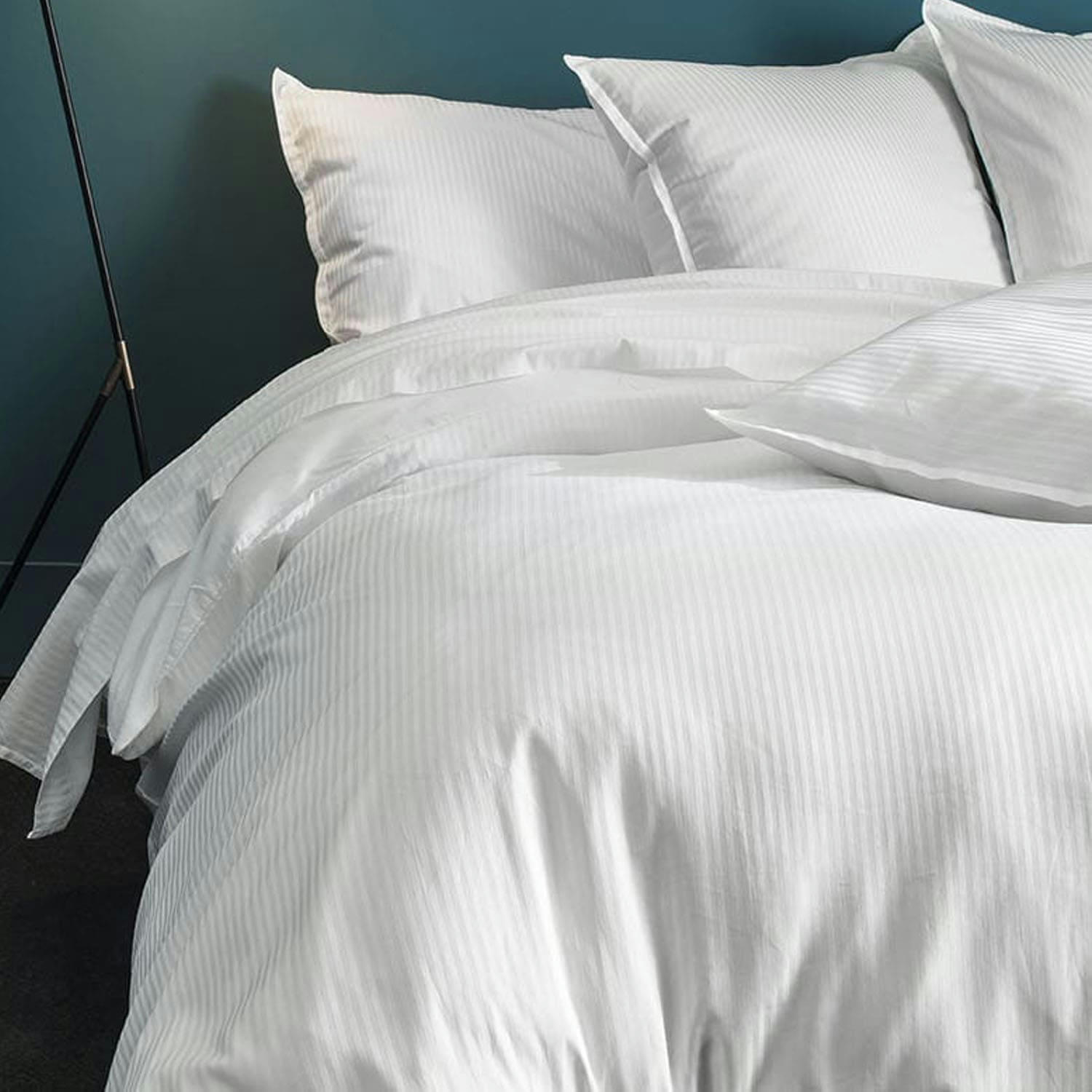 GRAND HOTEL - Housse de couette en satin blanc 260x240