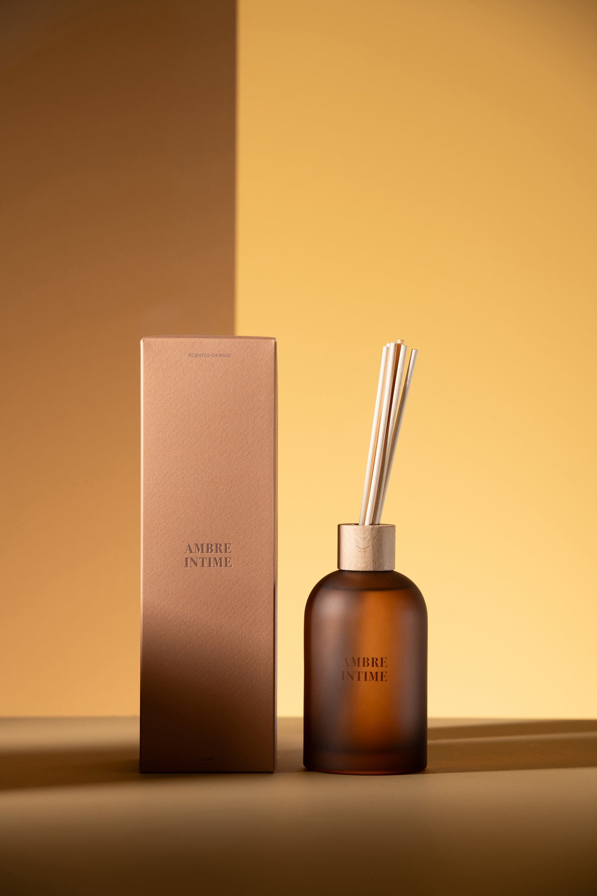 J-Line geurstokjes Accords Essentiels - Ambre Intime - oker - 250 ml