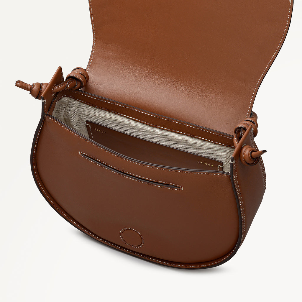 The Camden - Medium Flapover Shoulder