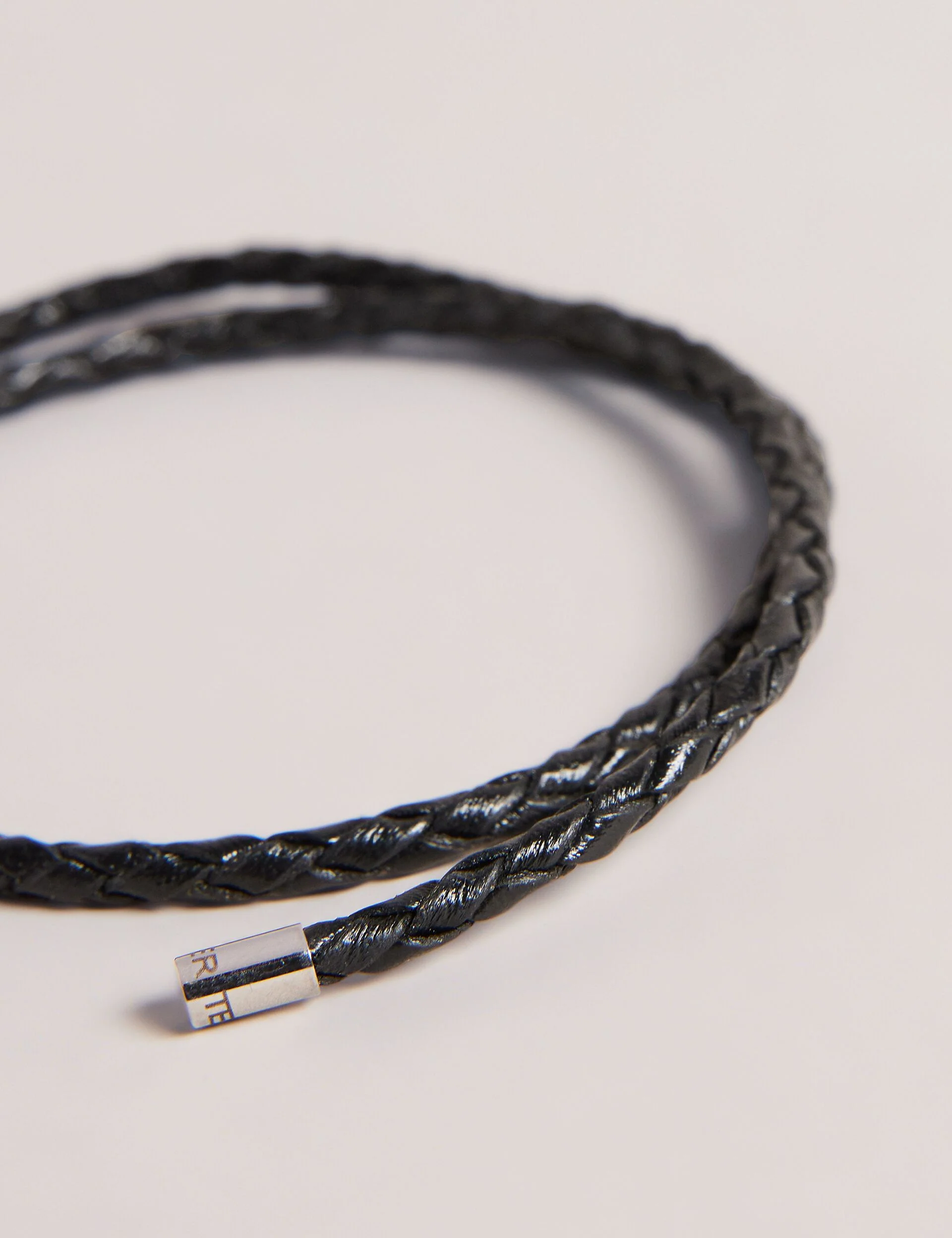 PPOUND | BLACK