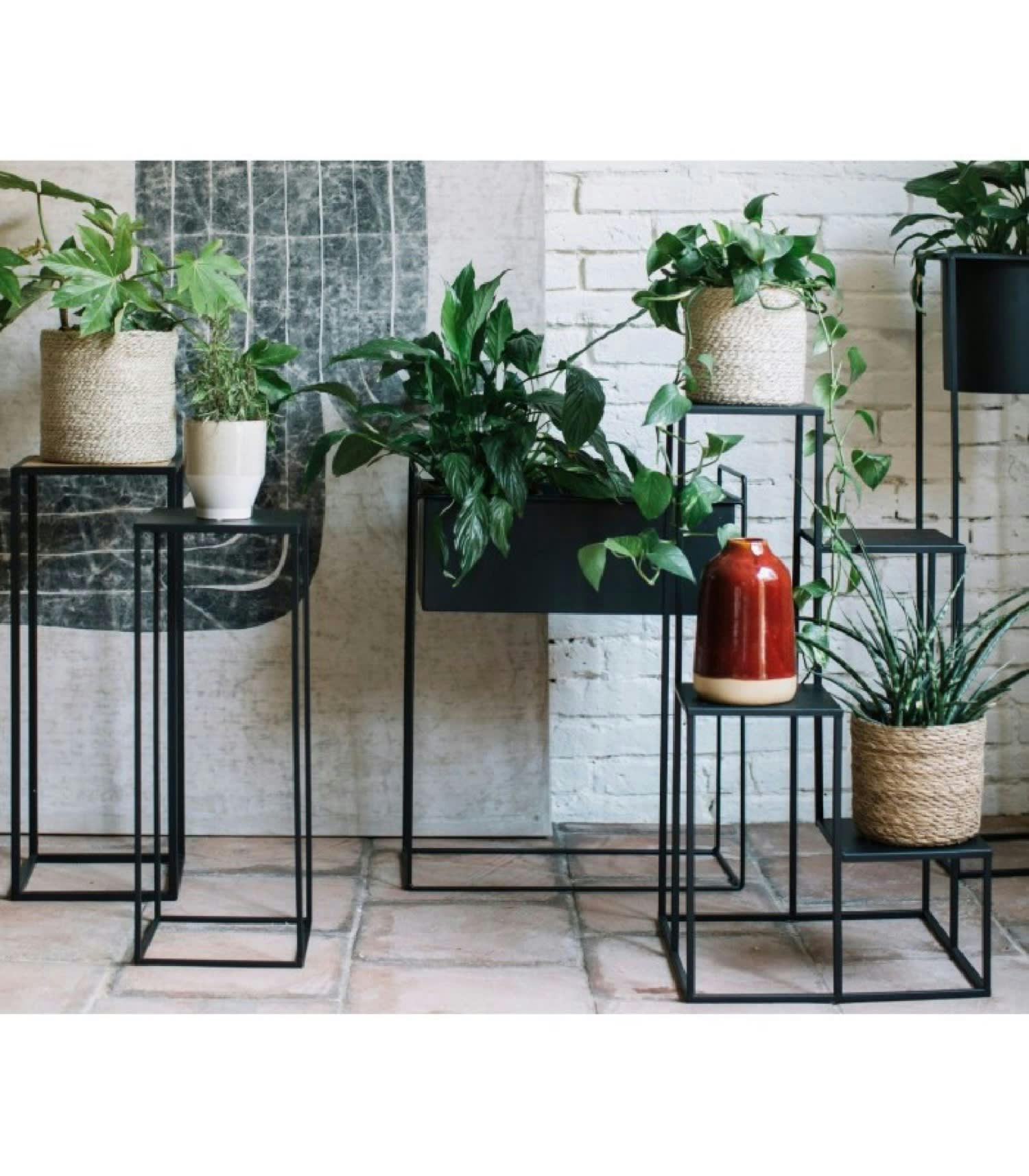 - Support pots plantes étagère en métal noir H77cm