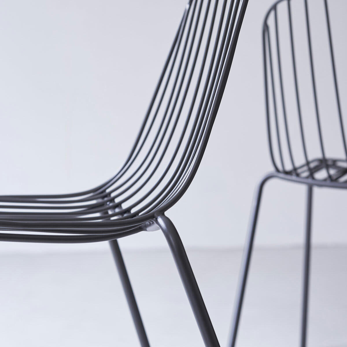 ARTY - Chaise en métal dark grey