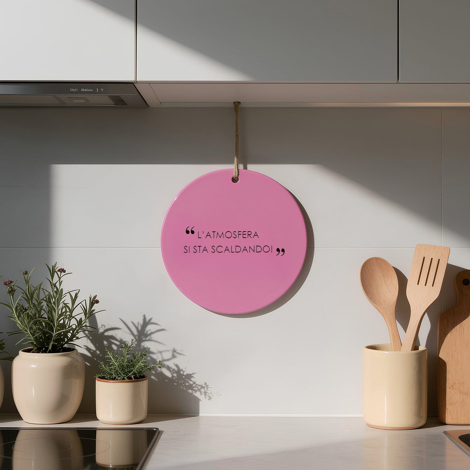 Sottopentola tondo in ceramica malva 20 cm con scritta