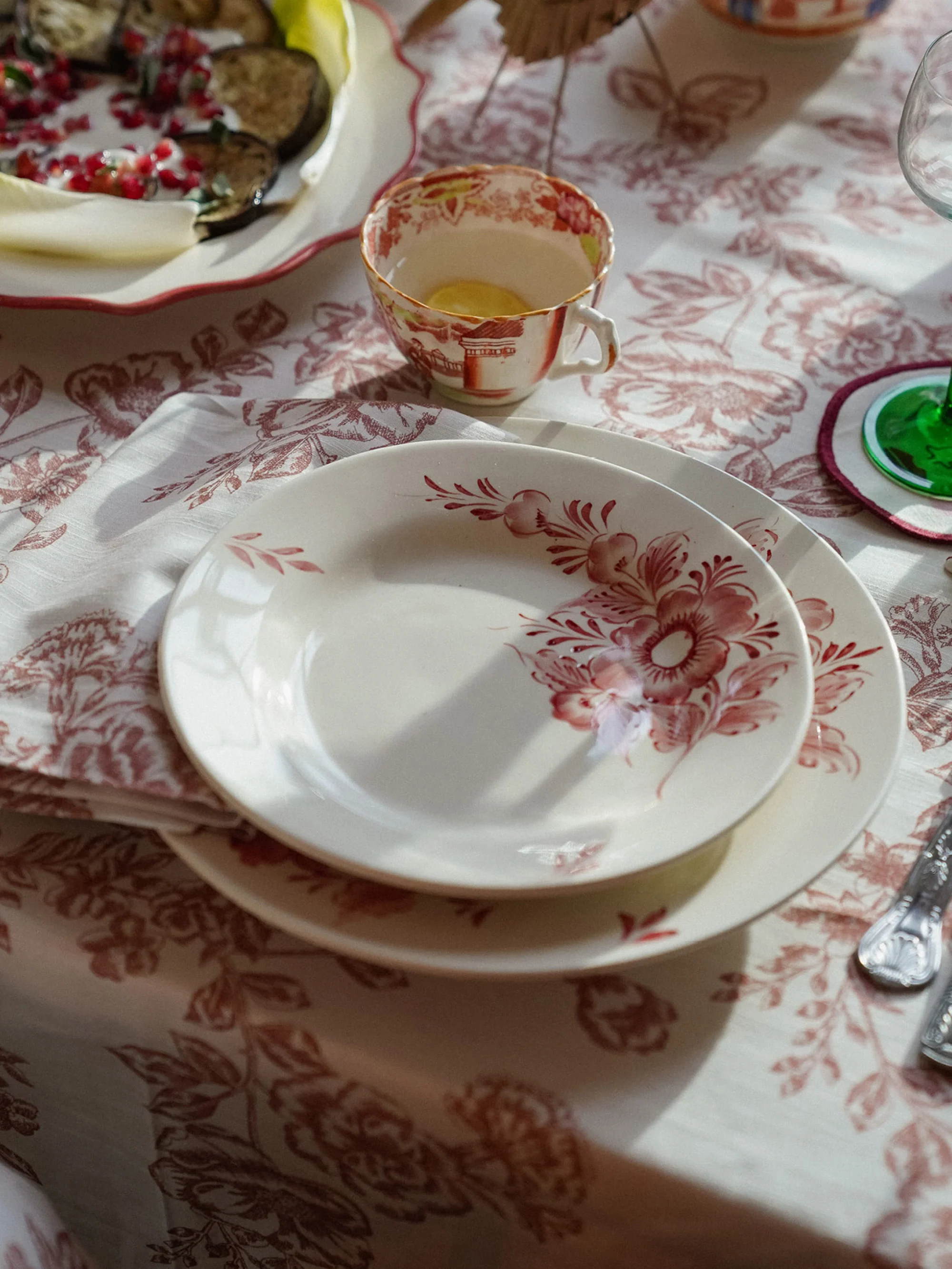Handbemalter Speiseteller Whimsical Rose