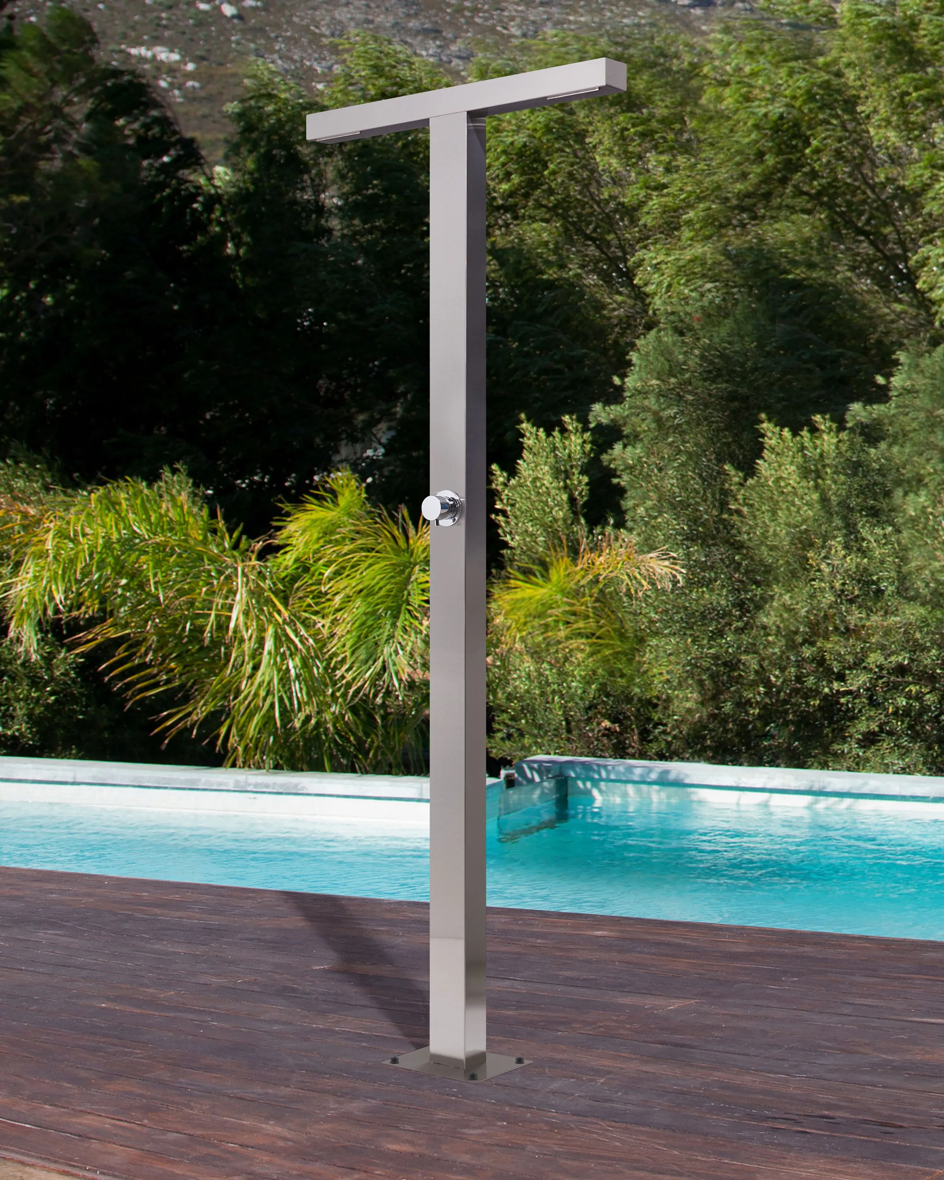 Freestanding Outdoor Shower URZULAI Silver
