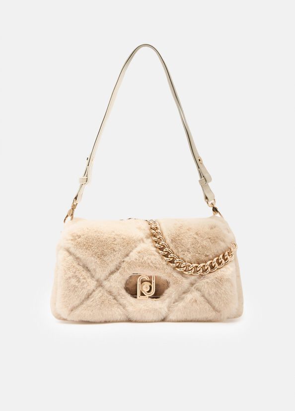 Borsa LaPuffy media