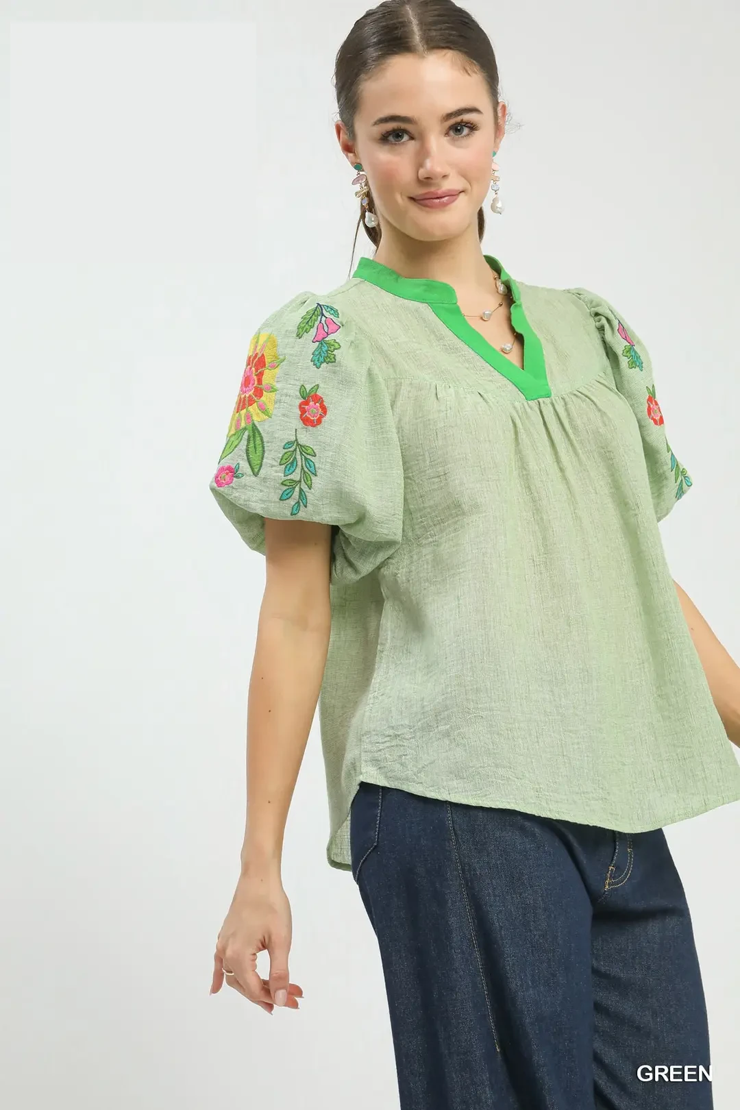 Embroidered Puff Sleeve Top