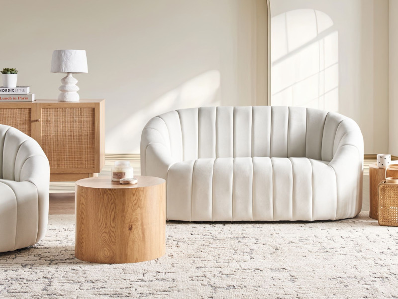 Welurowa sofa 2 osobowa biała