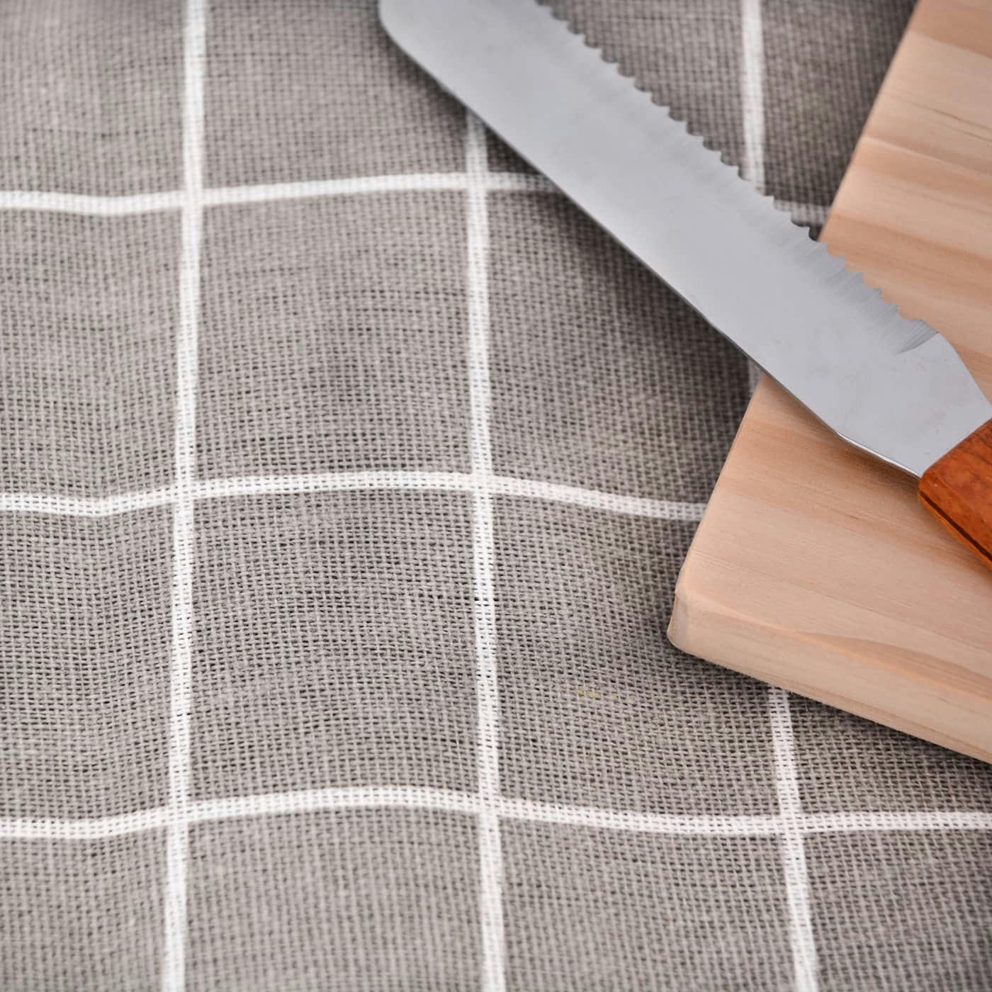 - Nappe pique-nique à revers imperméable gris et taupe 140 x 140 cm