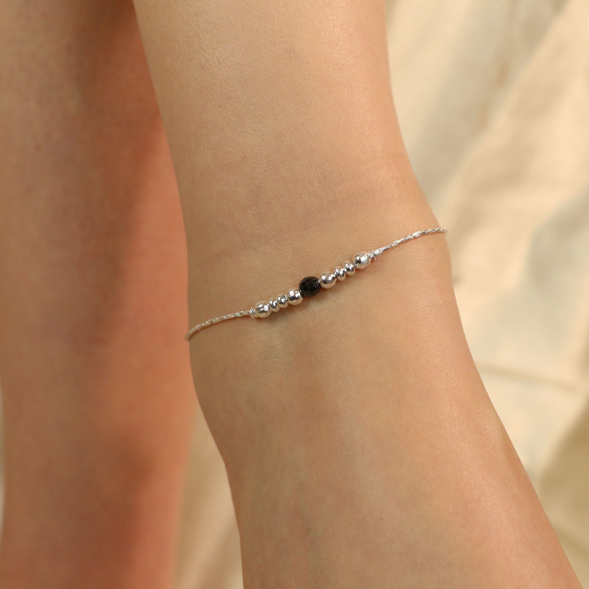 The Colourful Aura 925 Silver Black Silver Round Ball Thin Dangle Payal Anklet